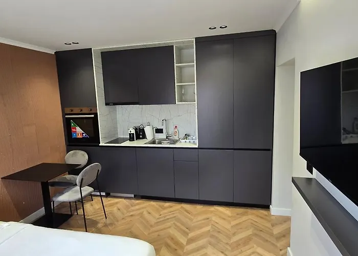 Stay-five 3 Modern Self Check-in Mine Peza Appart hôtel