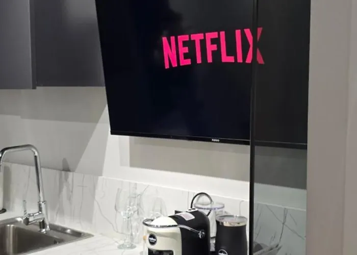 Stay-five 3 Modern Self Check-in Mine Peza