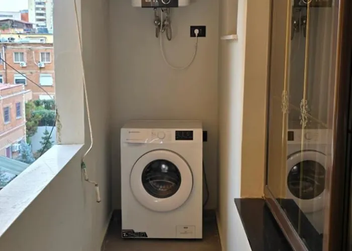 Stay-five 3 Modern Self Check-in Mine Peza Appart hôtel Tirana