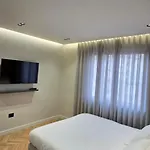 Stay-five 3 Modern Self Check-in Mine Peza Tirana