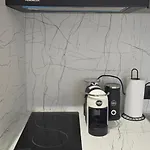 Stay-five 3 Modern Self Check-in Mine Peza Aparthotel Tirana