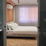 Aparthotel Stay-five 3 Modern Self Check-in Mine Peza 3*
