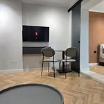 Stay-five 3 Modern Self Check-in Mine Peza 3* Tirana