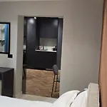 Aparthotel Stay-five 3 Modern Self Check-in Mine Peza 3*