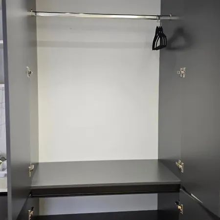 Stay-five 3 Modern Self Check-in Mine Peza Τίρανα