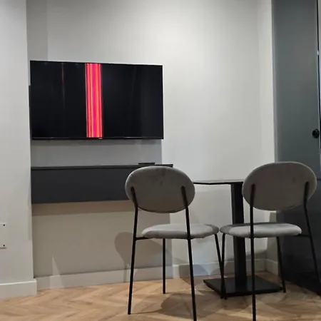 Ξενοδοχείο με διαμερίσματα Stay-five 3 Modern Self Check-in Mine Peza
