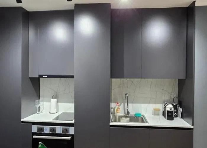 Stay-five 3 Modern Self Check-in Mine Peza Tirana